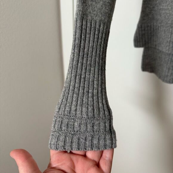 J Crew Sweater Womens Sz XS Gray Knit Wool Blend High Low Hem Crew Neck Preppy - Picture 5 of 12